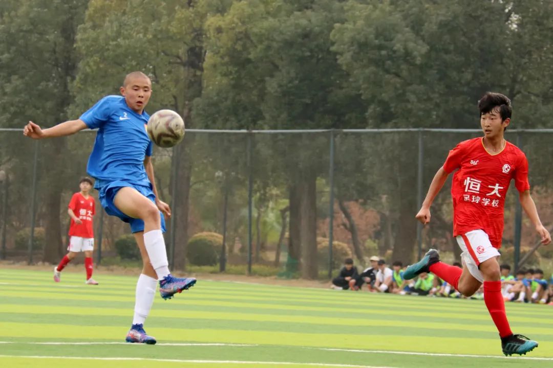 本轮战报十六强,南粤杯恒大足球队