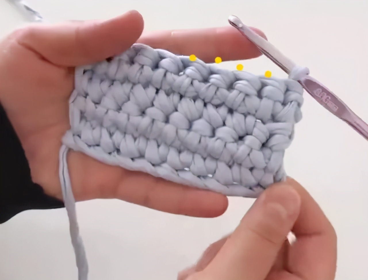 收纳盒子用布条线钩怎么钩视频,用三种毛线钩的收纳物