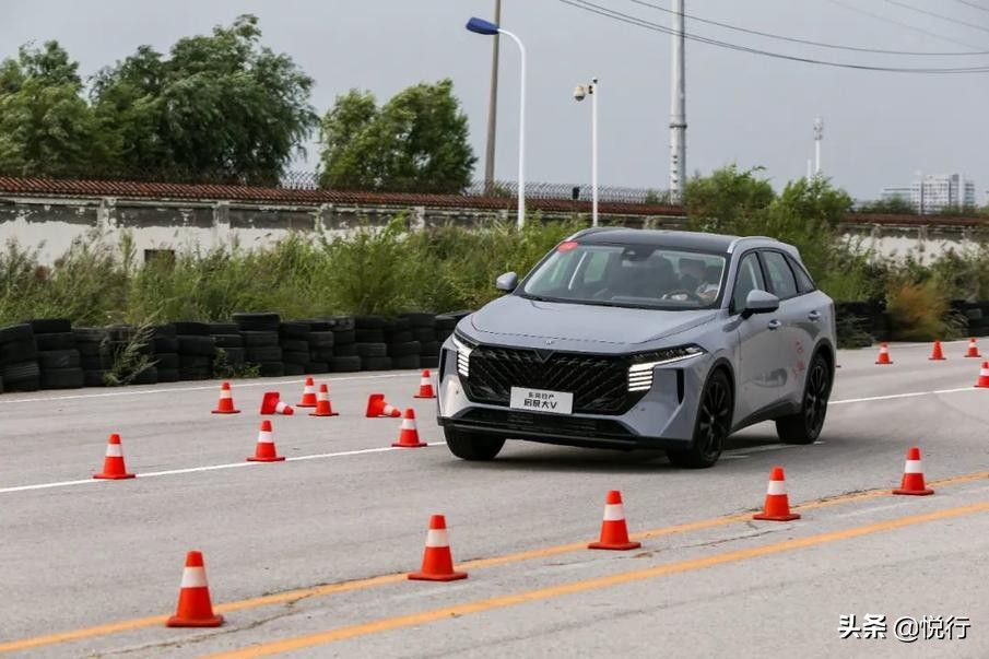 东风日产启辰大v详细测试,启辰大v喜气版