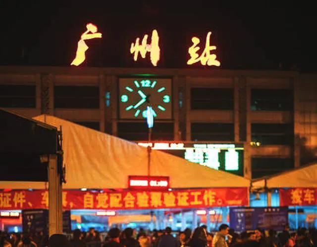 一月温暖的阳光,一月的阳光暖融融下一句