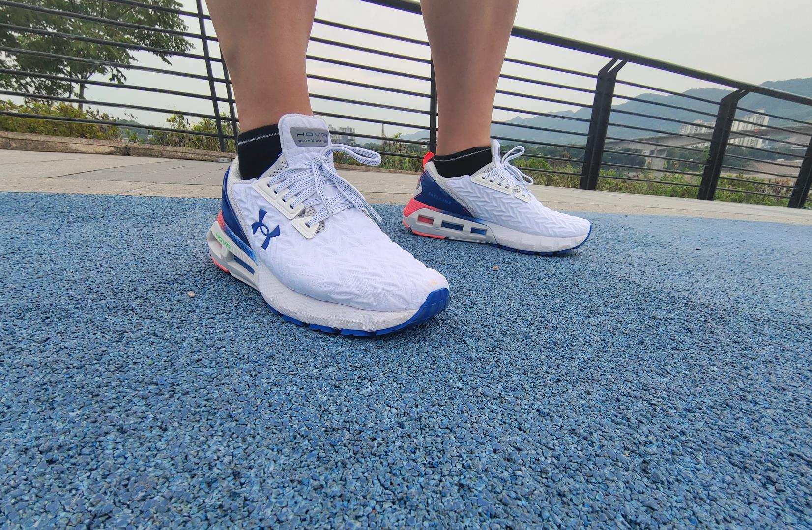 始于颜值忠于品质雷克萨斯,始于颜值忠于舒适鞋子