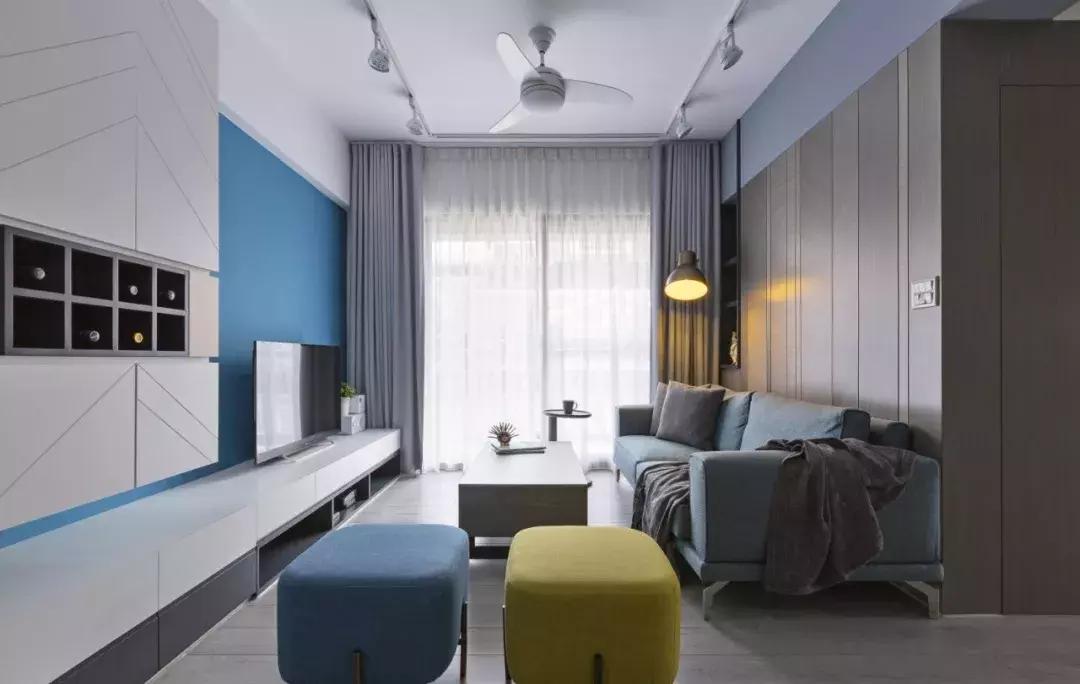 房子装修花再多钱,客厅还是沙发+茶几+电视柜,这样装修好看实用