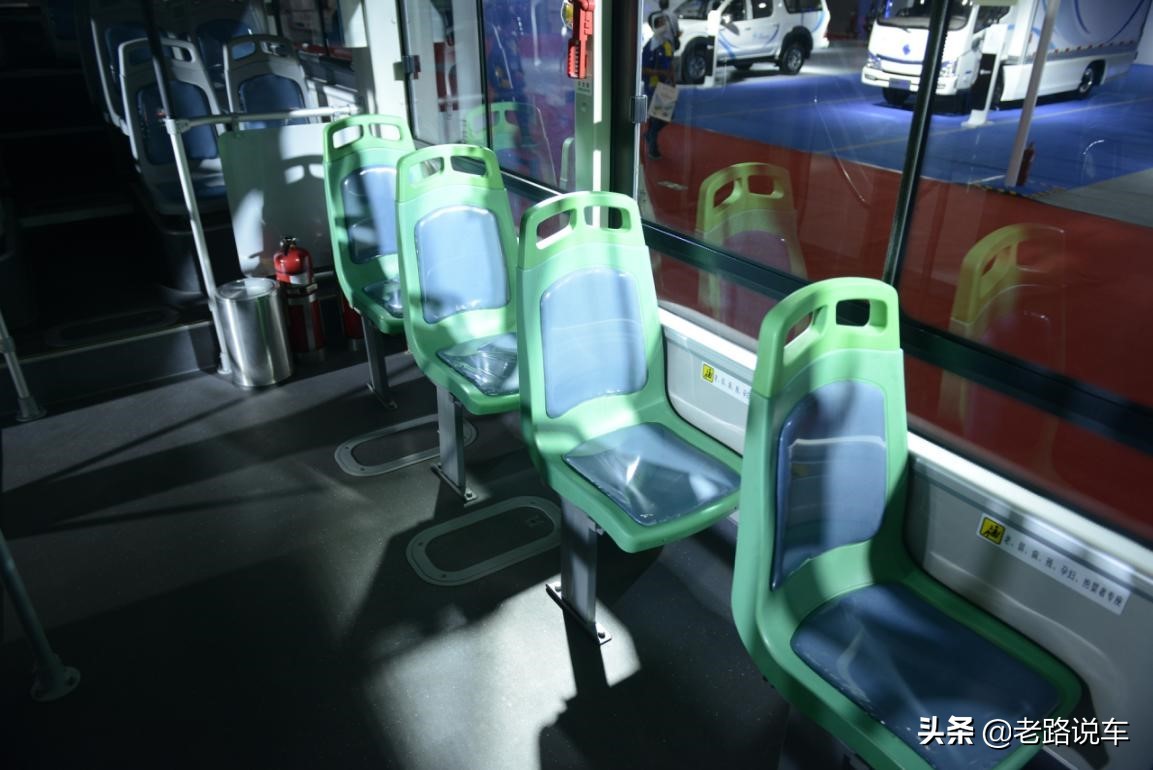 比亚迪k8多少钱一辆,深圳最新款比亚迪k8