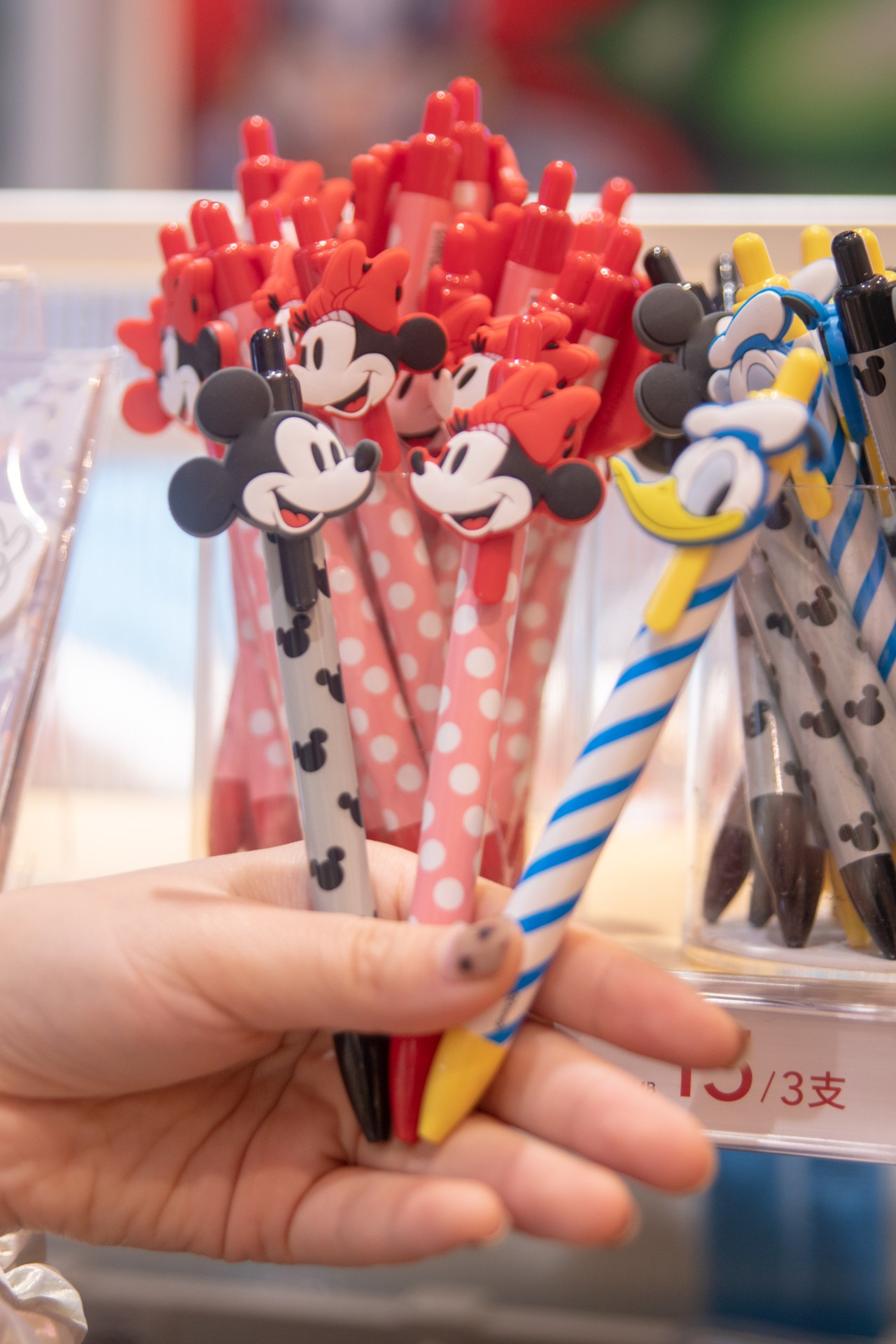 “米奇米妮”来啦~名创优品放大招!在重庆也能get正版周边