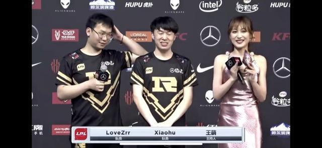 fpx鎴樿儨v5,姣忔棩鎾告姤12