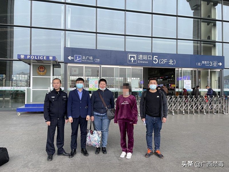 广西象州县：千里路程远咫尺关爱浓