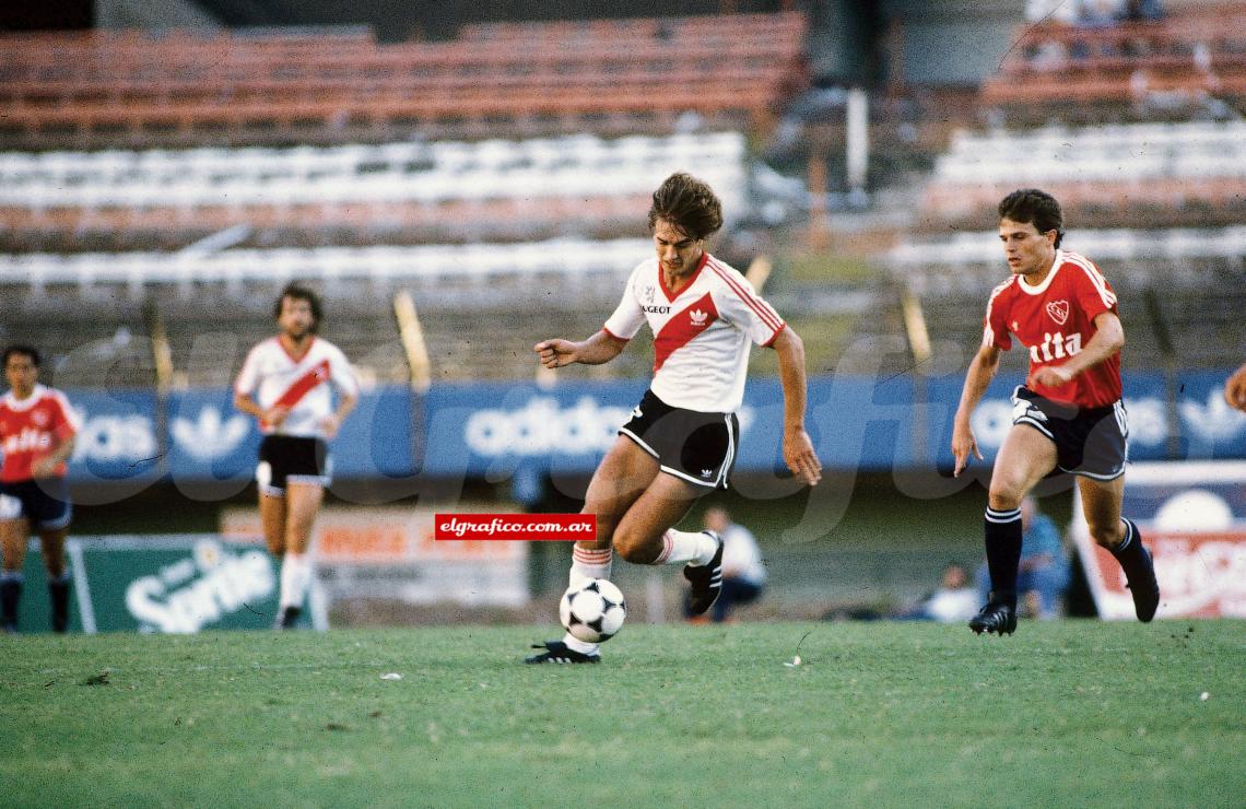 战神巴蒂斯图塔年轻,永不消逝的战神