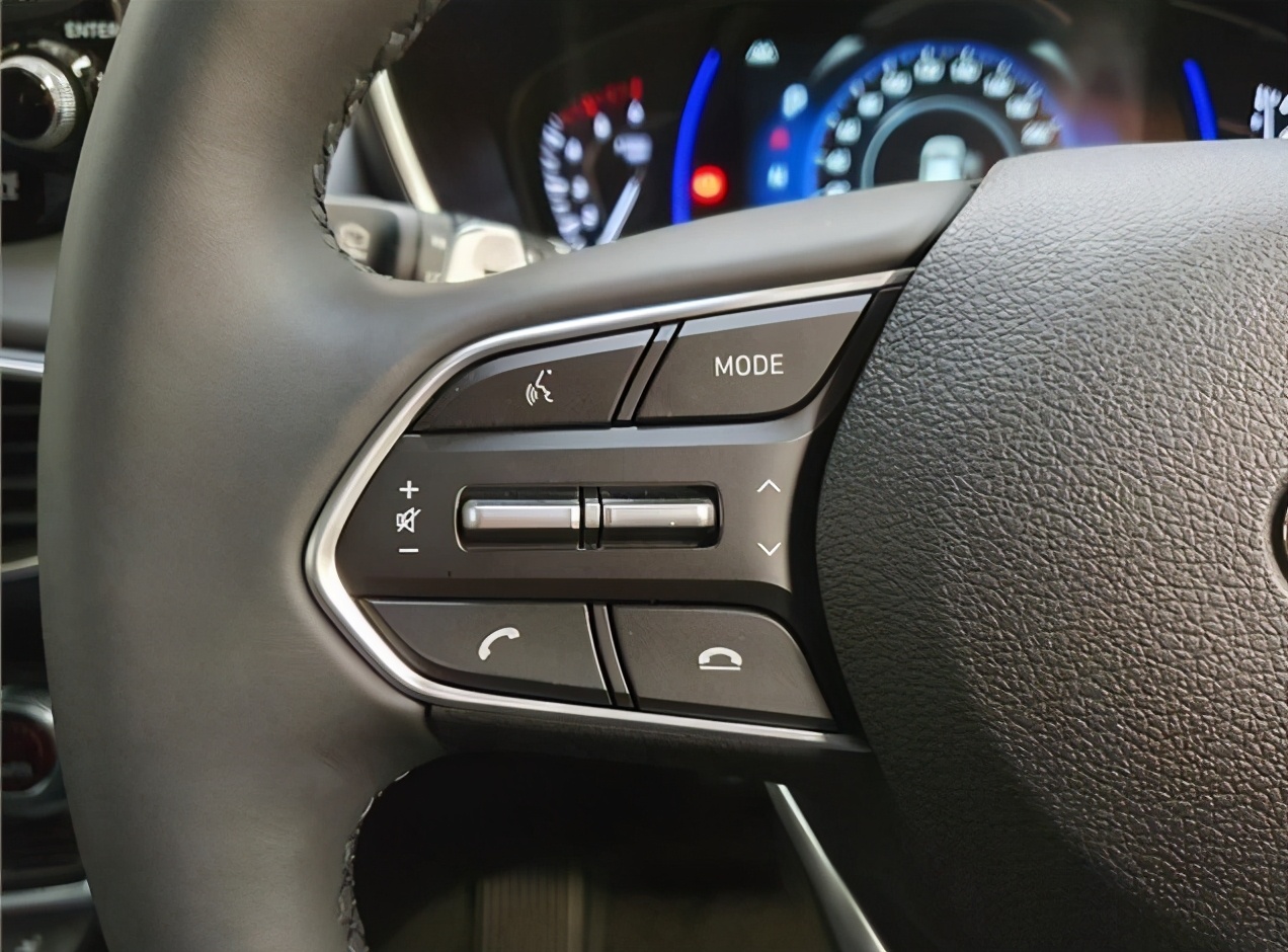 2010现代圣达菲2.4排量7座,现代圣达菲2.7图片