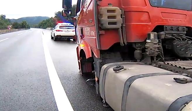 半挂车在高速上跑山道怎么跑,半挂车高速路上神操作