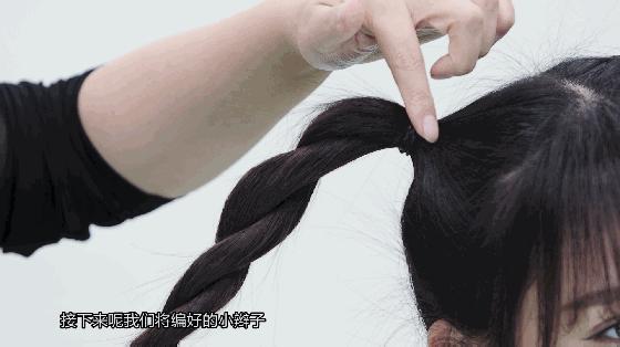 女明星全员哪吒头！杨超越可爱，IU甜美，但最出彩的还是她