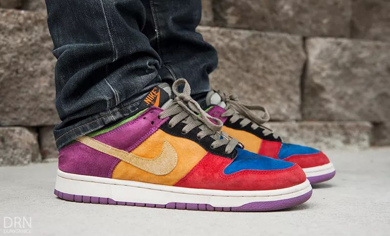 vans圣诞配色,vans万圣节黑紫