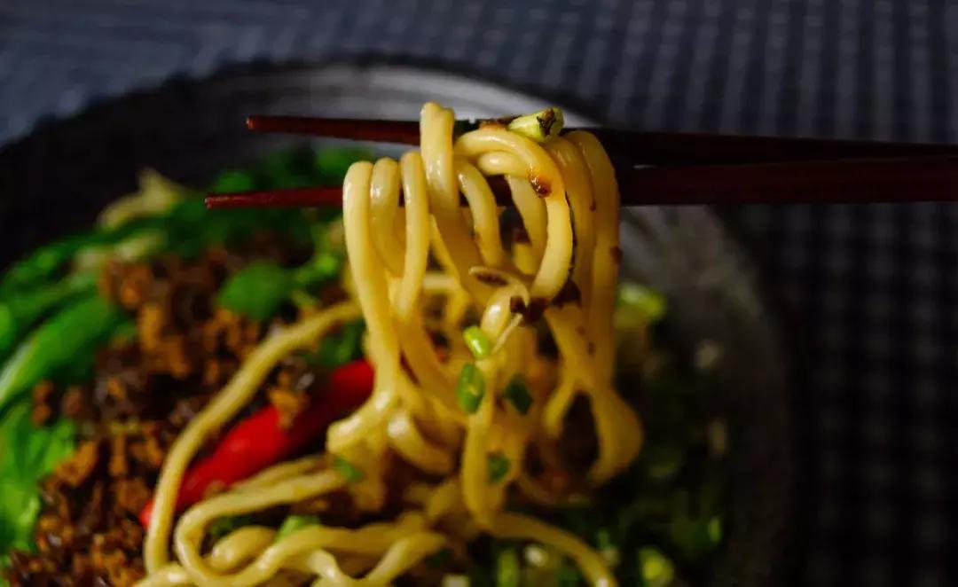 成都十大骨灰级美食一条街,成都小吃一条街排行榜