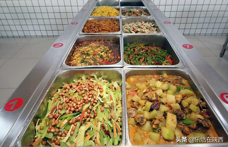 零基础美术生能逆袭上心仪的理想大学？西安丹青易考，了解一下