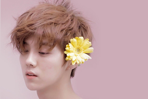 男生烫发尾往外翘怎么打理,男生烫发翘起来了怎么办