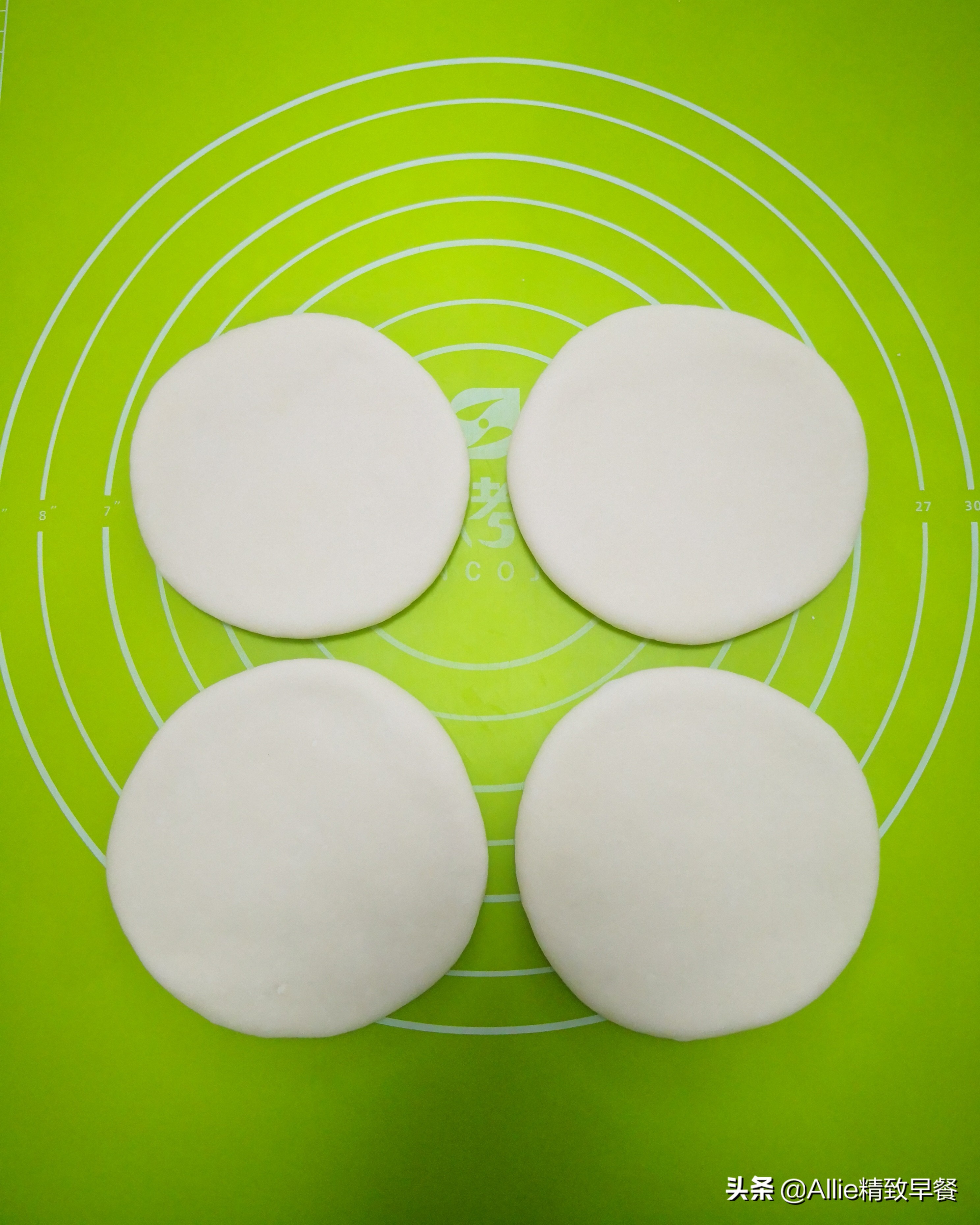 正宗牛肉拉面的做法全过程,牛肉拉面的面怎么制作