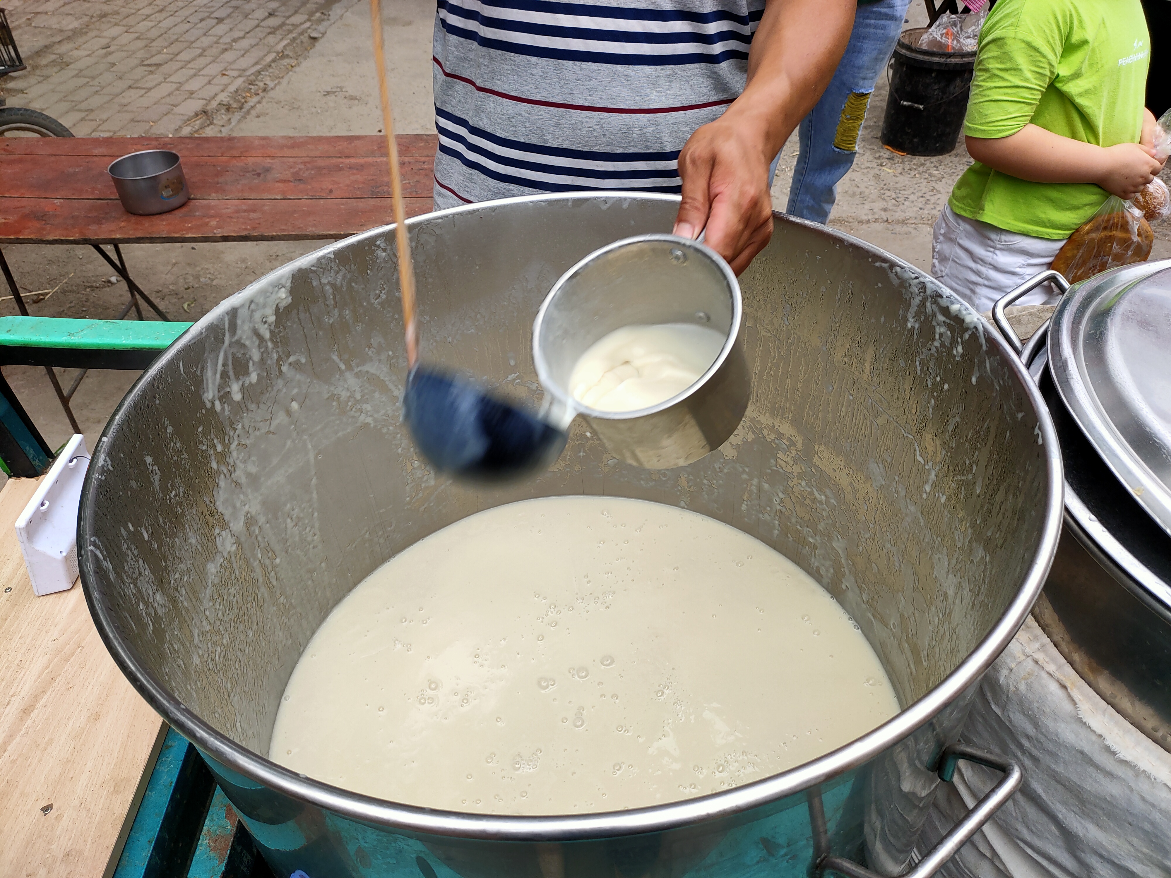 小区门口做什么地摊小吃,小区摆摊火爆小吃