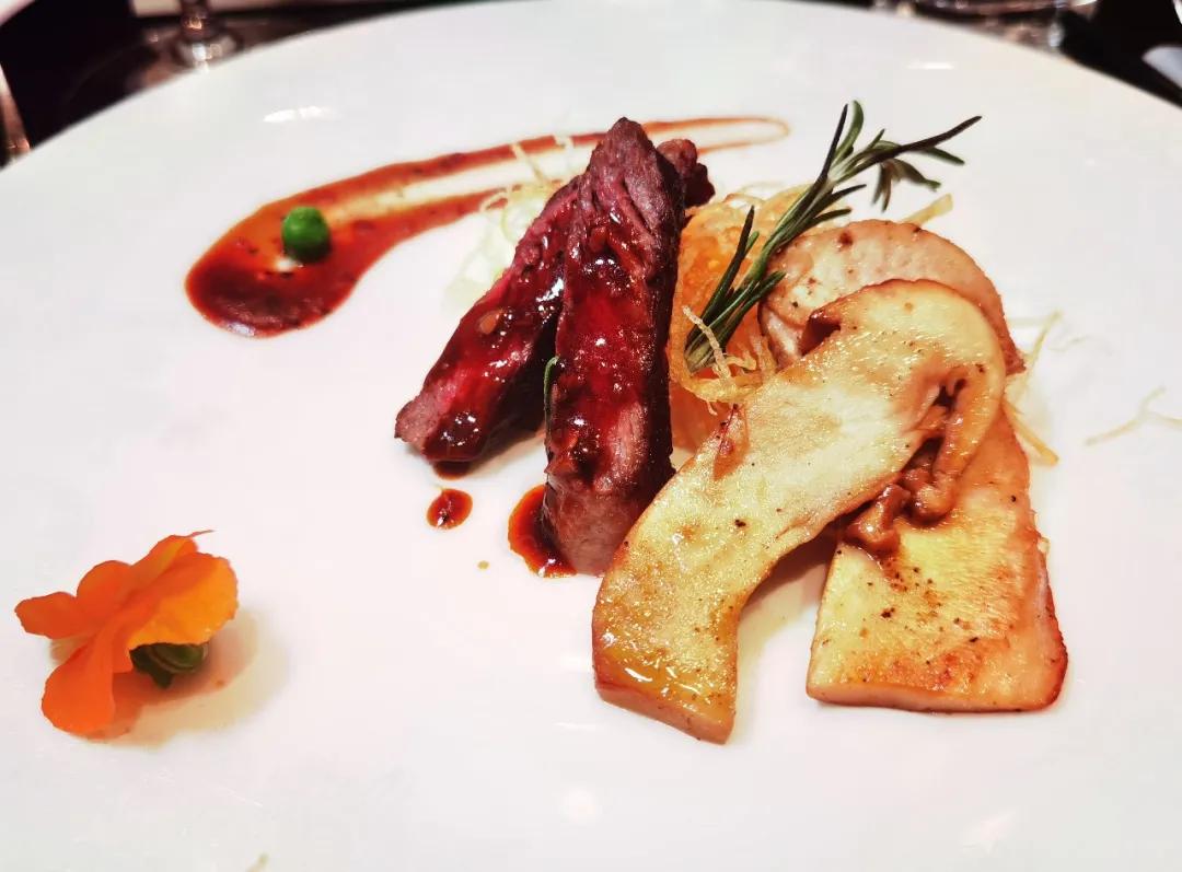 寻味武汉夜宵小龙虾,寻味武汉大隐隐于市的私房菜