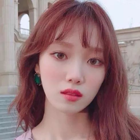 秋冬温柔显白美甲腮红,橘朵腮红哪个适合秋冬