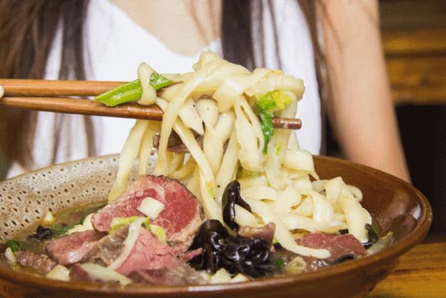 显微镜下的猫屎，竟然和这么多食物都撞脸？