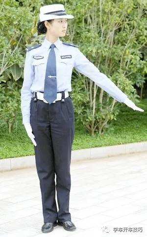 没看懂交警手势走了几步会扣分吗,新手开车怎样才会被吊销驾照