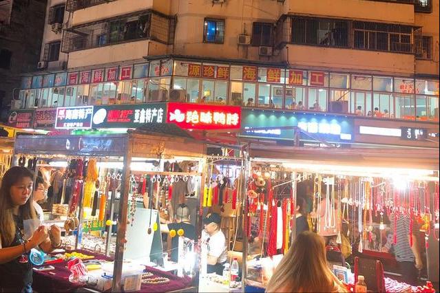 三亚第一市场周边有什么,三亚最好的购物商城