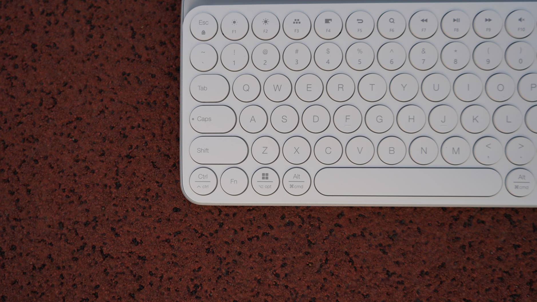 高颜值高质量的蓝牙键盘,米物双模键盘手感