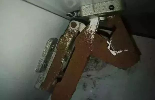 柜子铰链选哪个品牌,家具五金铰链哪种好