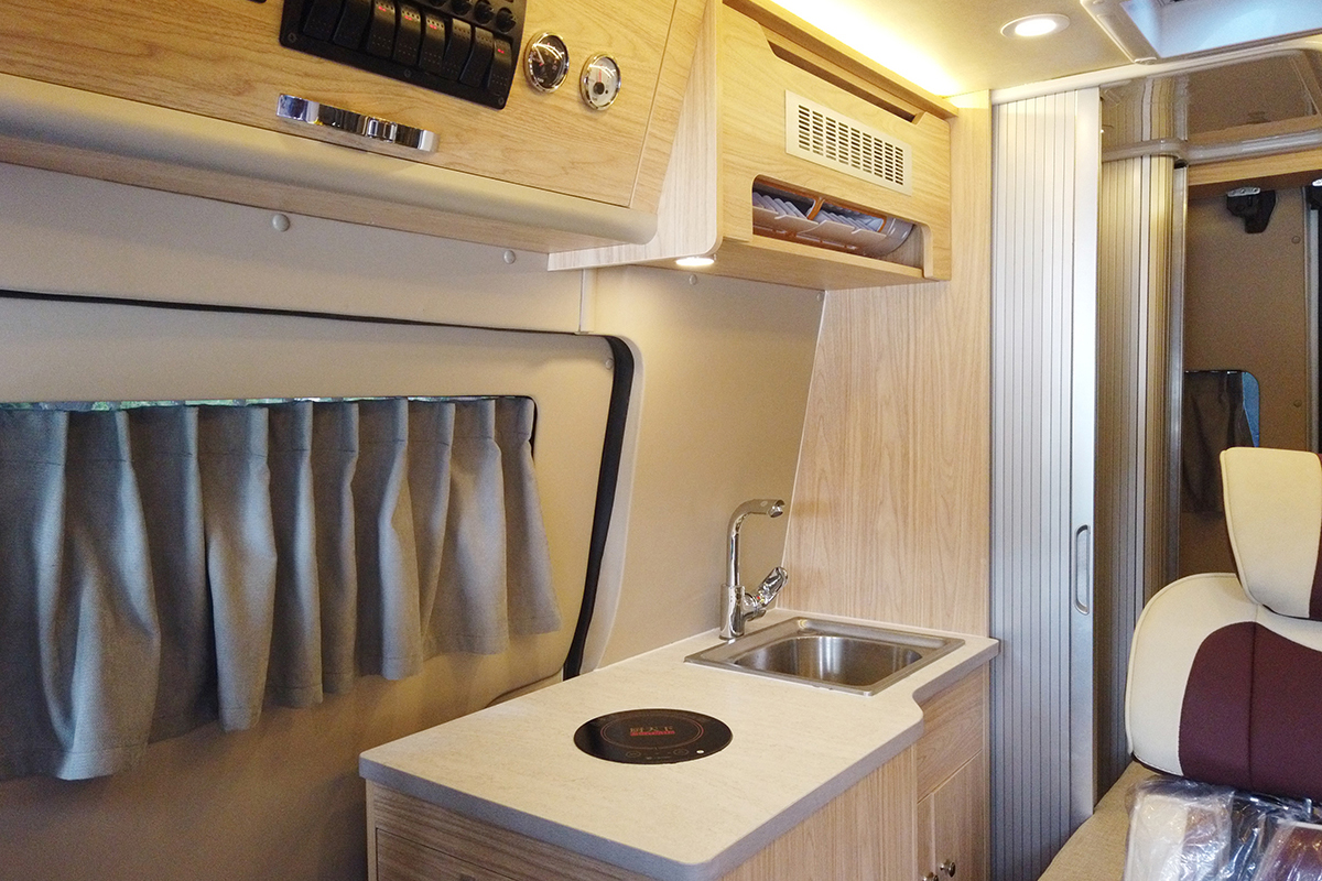 19江铃福特全顺多少钱,19.98万新全顺房车价格