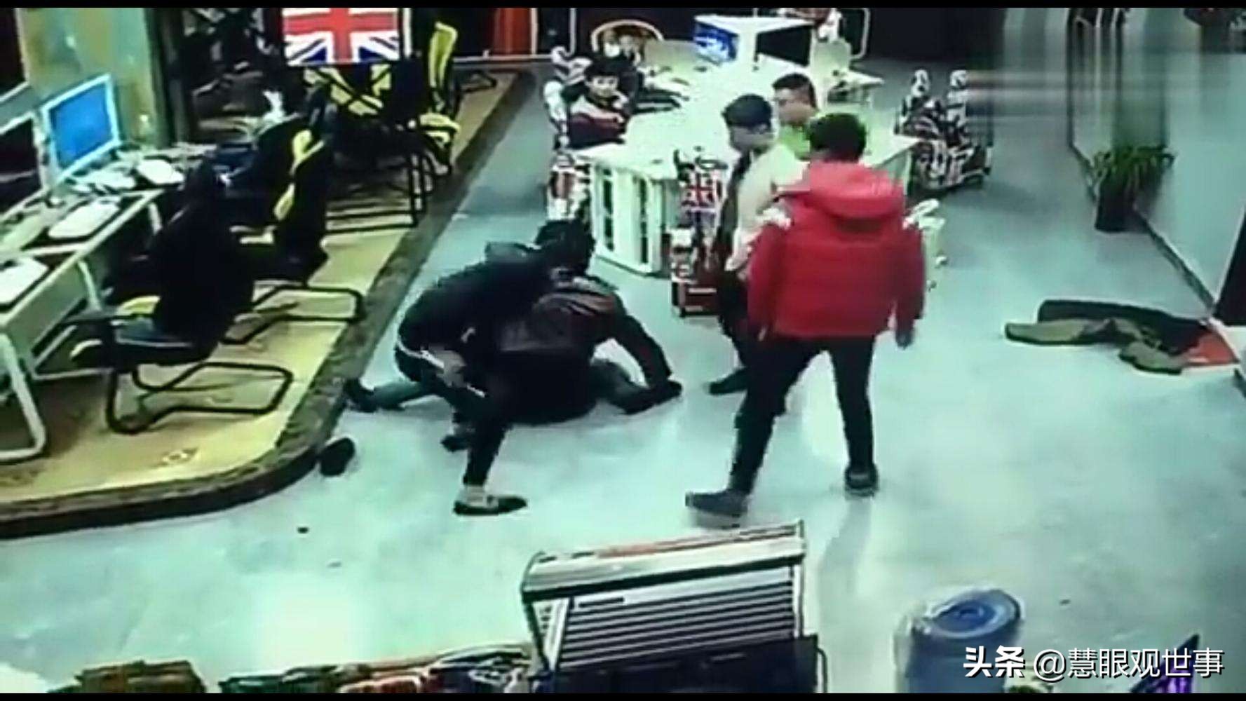 《侯海洋基层风云》中李酸酸和秋云的故事