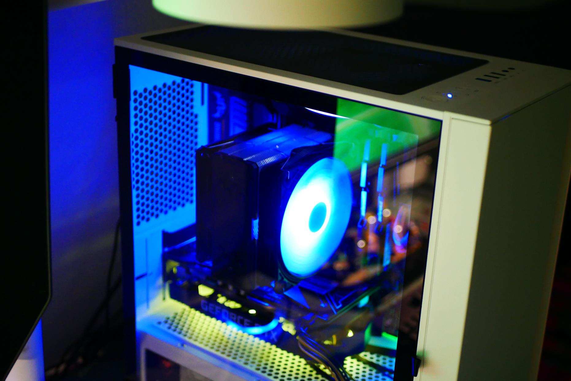 光愈2是什么机箱,光愈2机箱装什么风扇