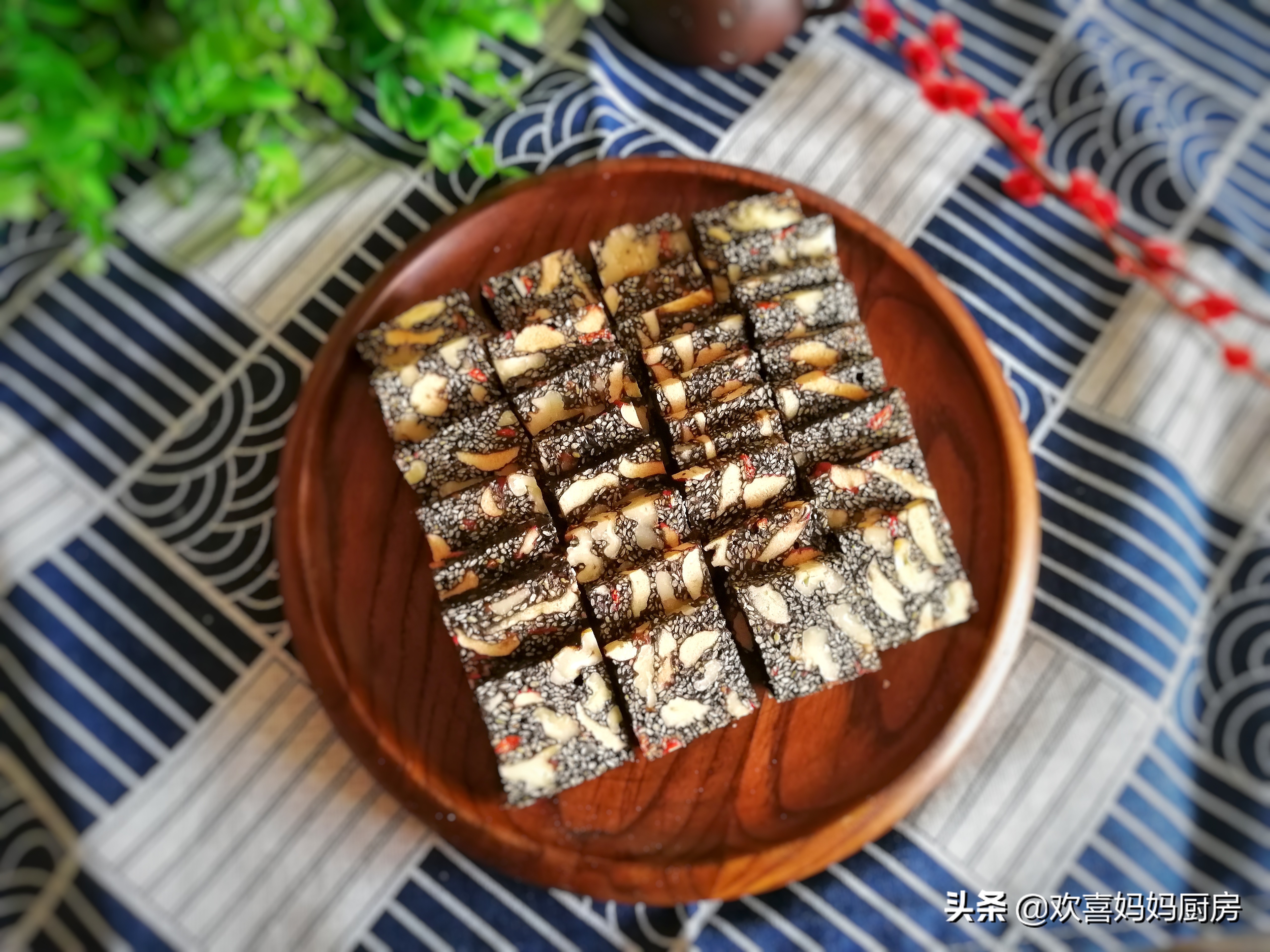 手工阿胶糕怎么吃补气血最好,纯手工制作阿胶糕补血养颜