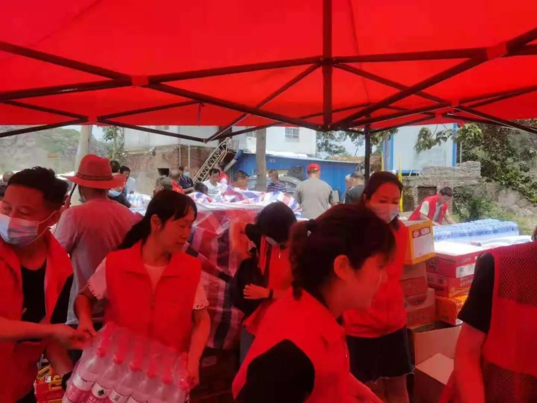 微光汇聚 终成灿阳—郑州市中原区汝河新区小学积极助力灾后重建