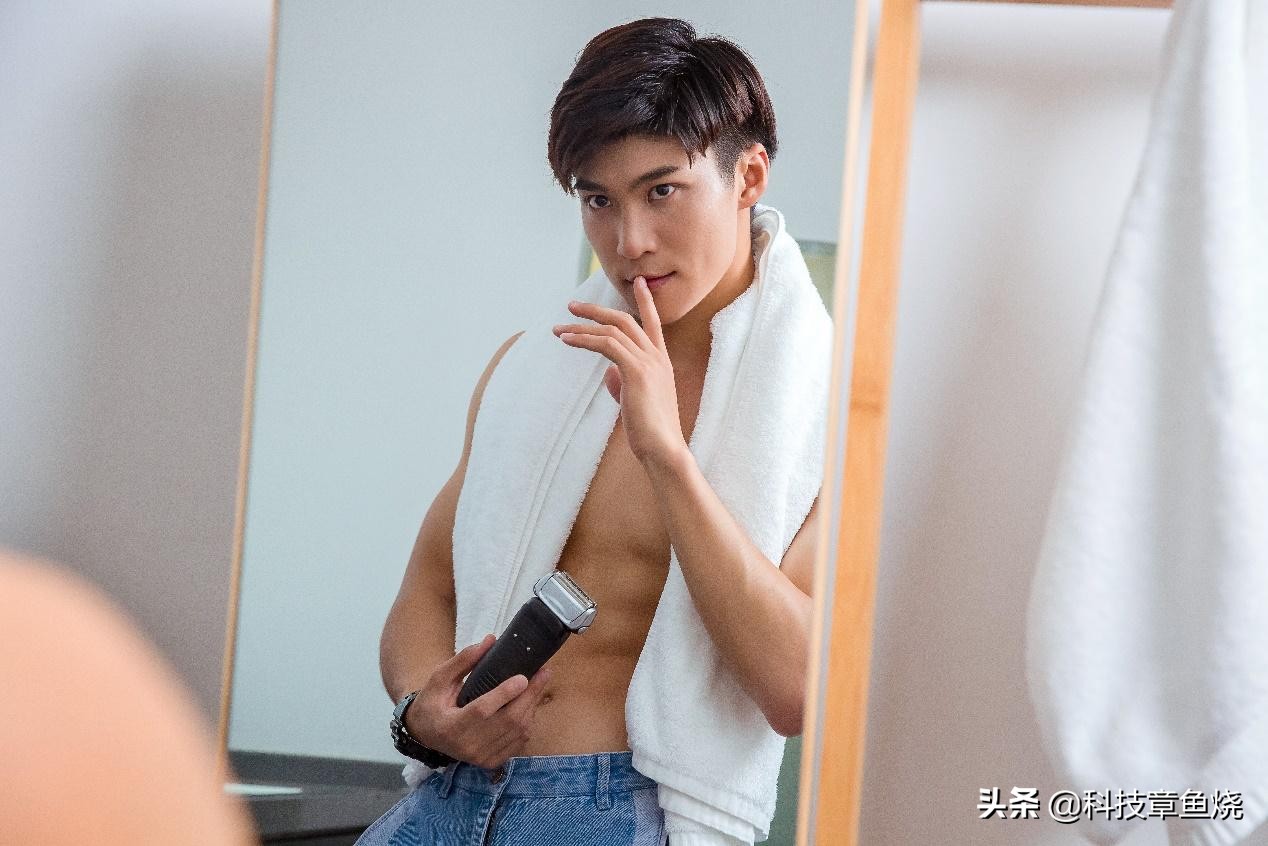 博朗剃须刀7系列多少个模式,博朗剃须刀8系清洁座怎么用