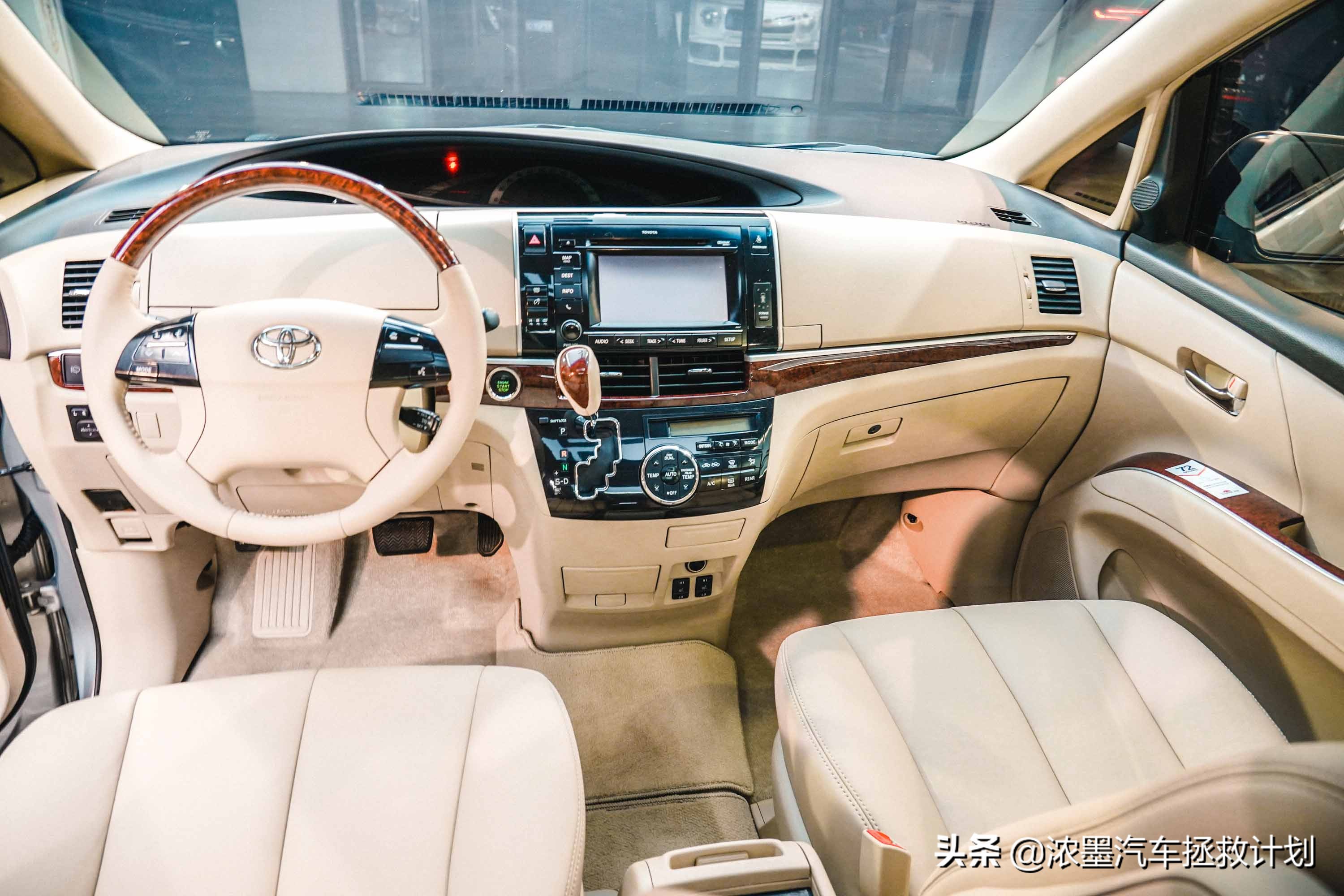 一代经典丰田普瑞维亚,丰田普瑞维亚依然经典