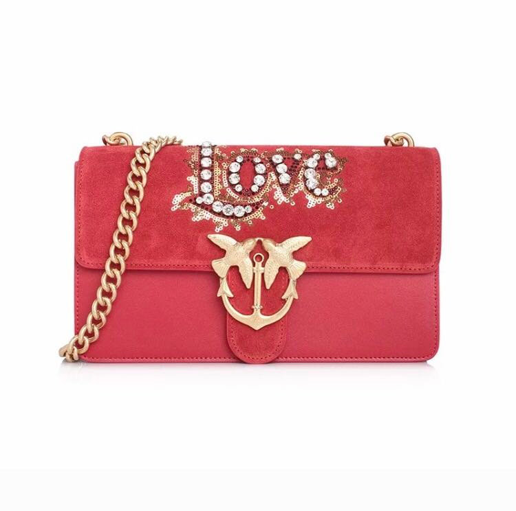 2000以内性价比包包,2000块能买什么包包