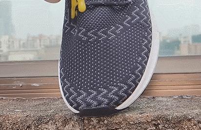 运动鞋防臭抗菌吸汗透气黑内里,阿迪户外防水鞋推荐