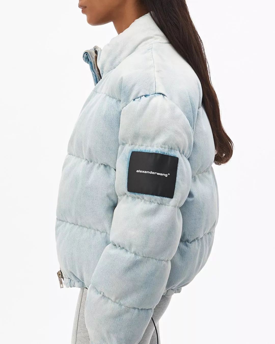 周洁琼穿砂糖匡威鞋,周洁琼鞋