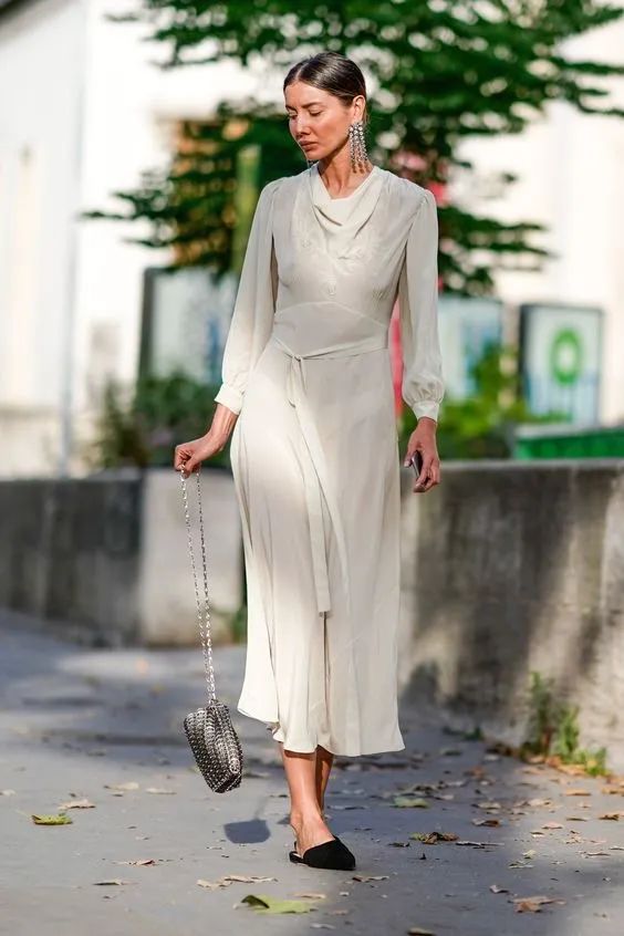 入夏凉拖怎么选,凉拖是选大一点的还是小一点的好