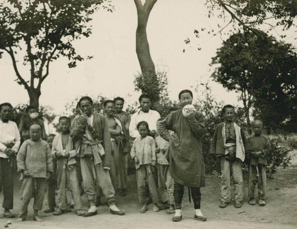 马看四蹄人看四象全文,马看四蹄人看四相出自哪里