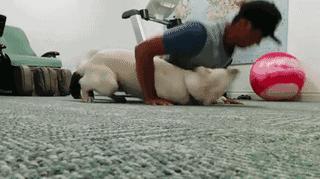 为什么运动完洗澡皮肤会痒,运动后洗热水澡后身上起红点点