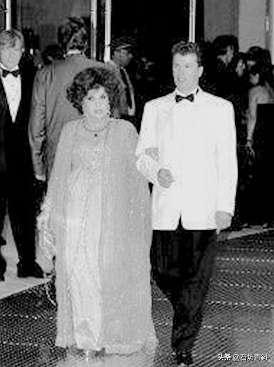 意大利传奇女神吉娜·劳洛勃丽吉达多才多艺姐弟恋相差34岁