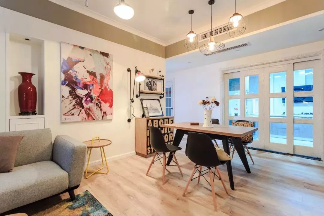 家里横梁压床,家里横梁怎么处理