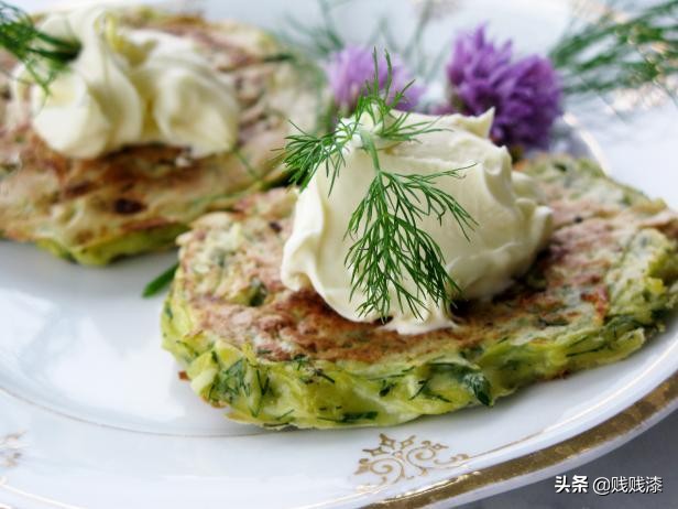 西餐常用的香料百里香是什么味道,西餐中经常用到的香草如何搭配