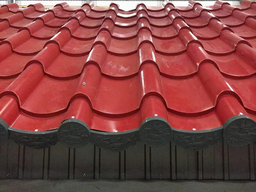 自建房房顶琉璃瓦利弊,树脂瓦红顶白底好用