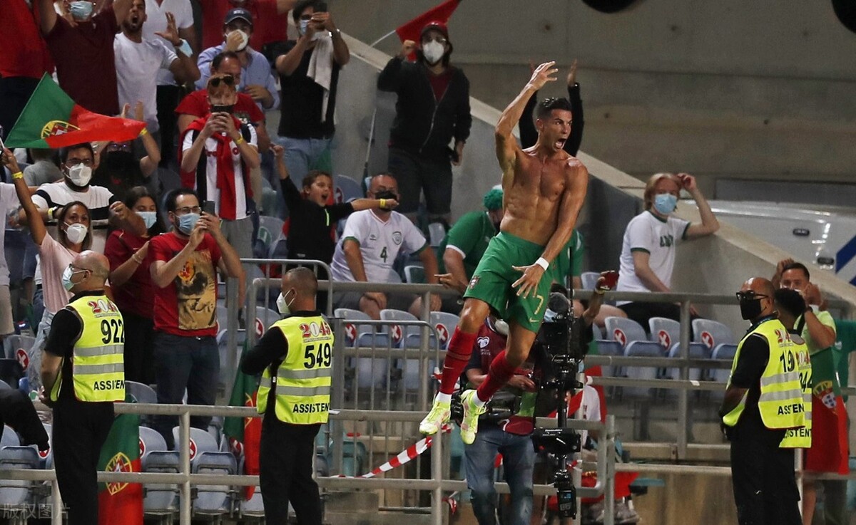 c罗双响葡萄牙2-1瑞典,c罗葡萄牙国家队最新消息