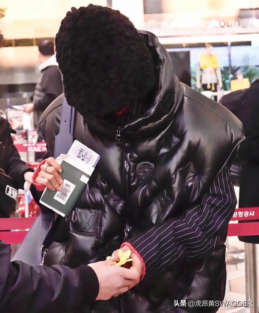 宋旻浩演唱会穿搭,韩国歌手宋旻浩