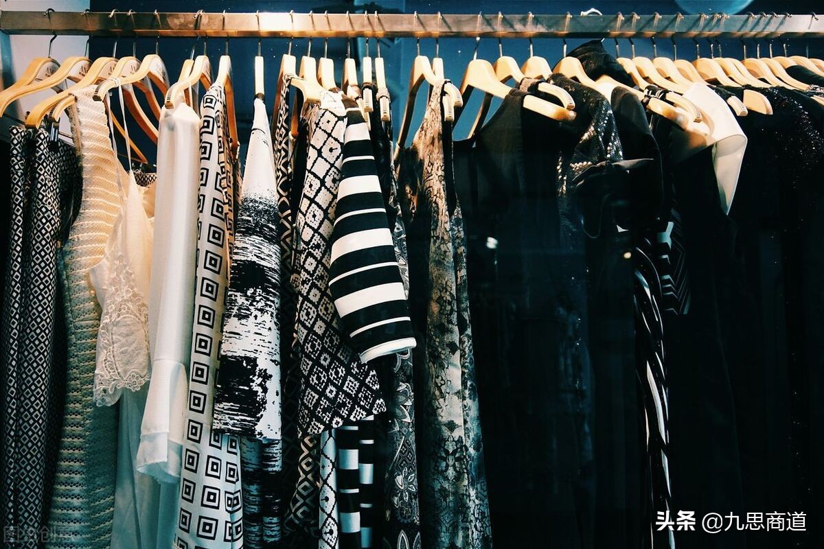 服装店每个月都能赚到钱的技巧,服装店盈利秘籍大全最新