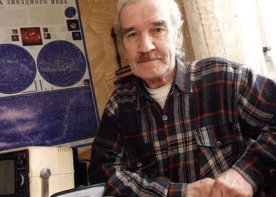 1983年的那个晚上，若不是他值班，地球或许早已一片废墟