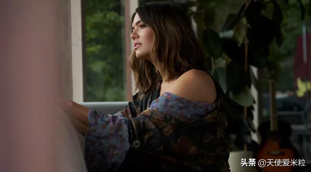 凭《我们这一天》事业翻盘，千禧女神曼迪·摩尔为何神隐多年？