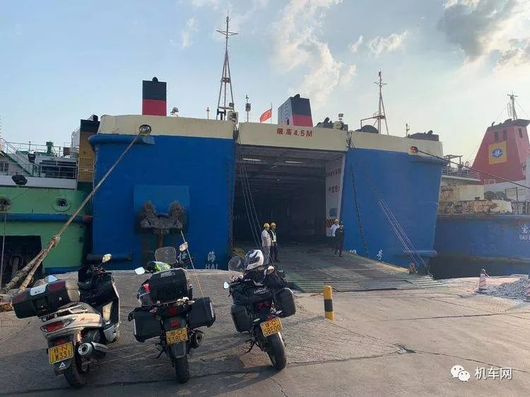 妹子，你骑190的男朋友已经在路上啦